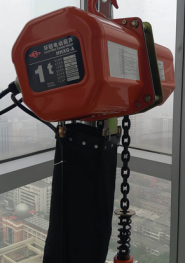 環(huán)鏈電動葫蘆和千斤頂之間的較量